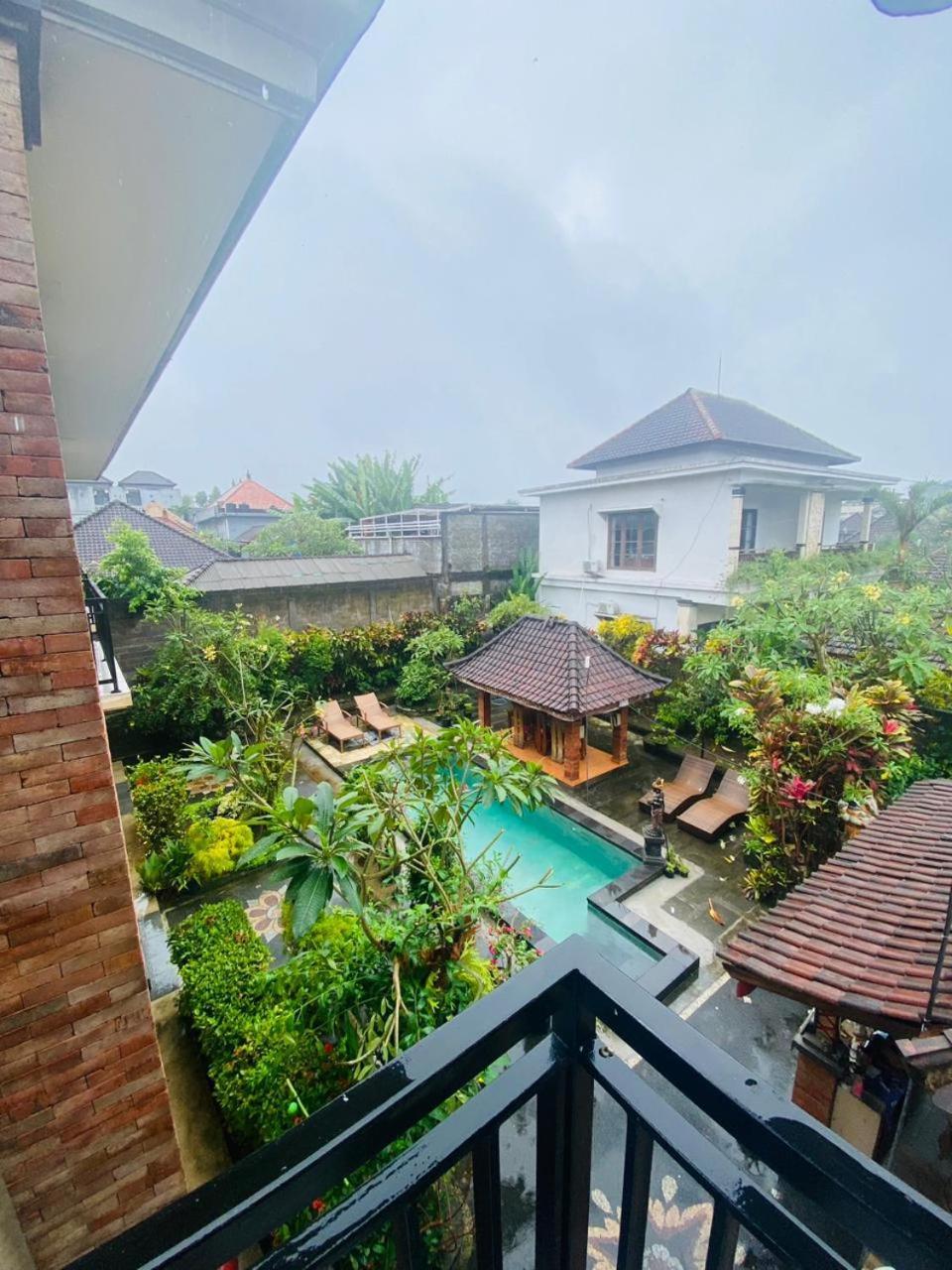 Guest house Nami House 2*